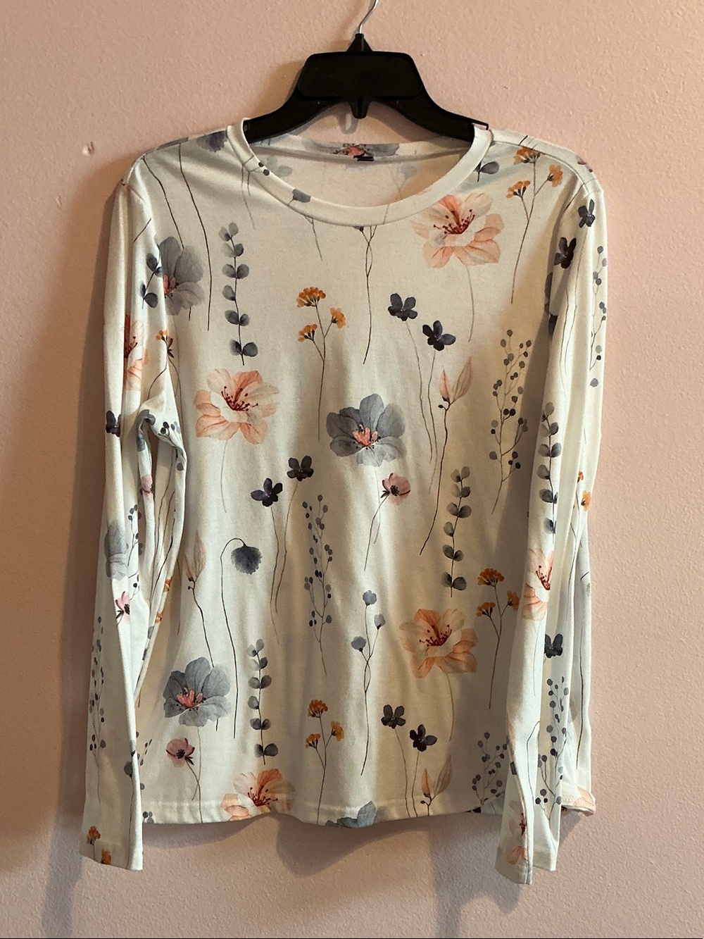 Long-Sleeve Floral Crewneck Tee - Cream with Pink & Gray Flowers